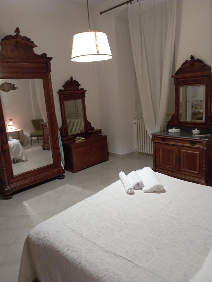 Casa San Carlo Affittacamere Foligno Eksteriør bilde